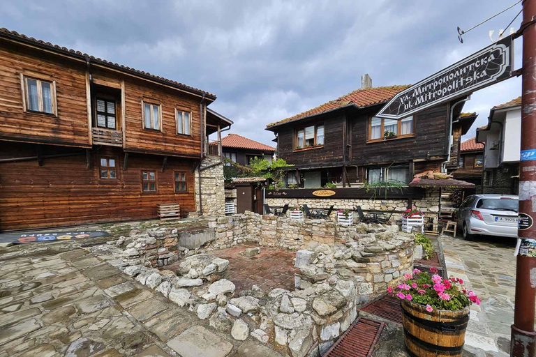 From Varna: Nessebar Day Trip with Optional Wine Tasting