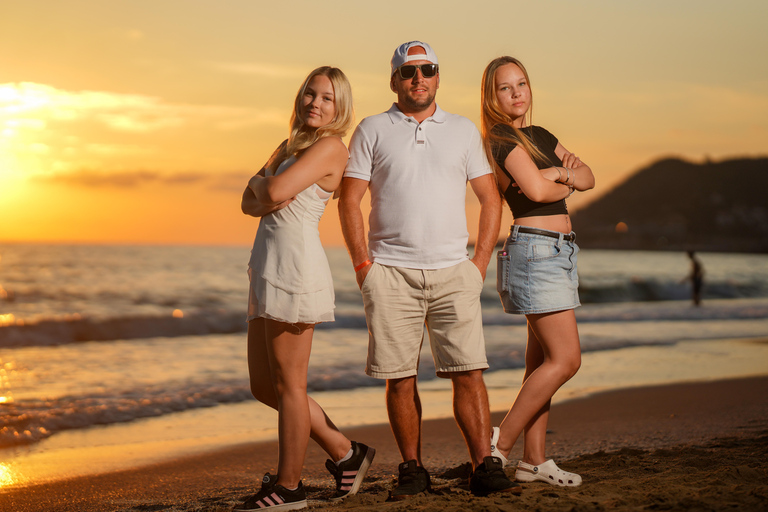 Alanya: Holiday Photo Shoot Families Couples Solo Travelers Meeting Point