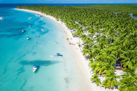 Saona Island Tour with Lunch and Open Bar