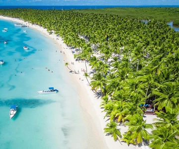 Saona Island Tour with Lunch and Open Bar