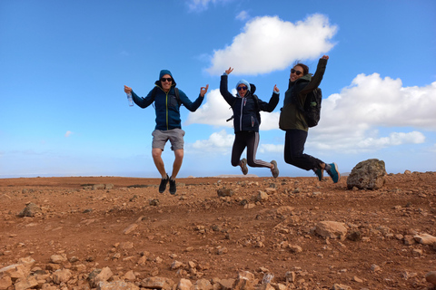 Fuerteventura North: Volcano Hiking TourFuerteventura North: Volcano Hiking Tour (w/ hotel pick-up)