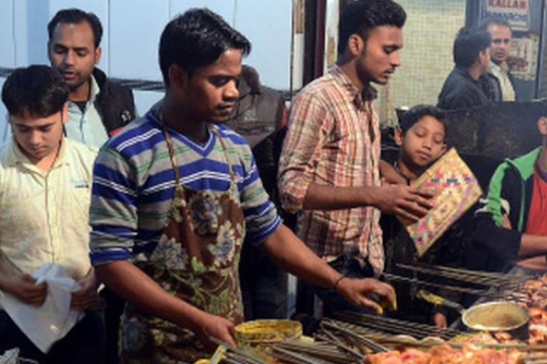 Old Delhi Walking Tour with Food Tasting