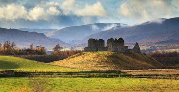 Inverness: Outlander Tour with Whisky Tasting
