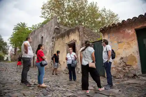 Montevideo: Dia inteiro em Colonia (excursão de ônibus + excursão a pé)