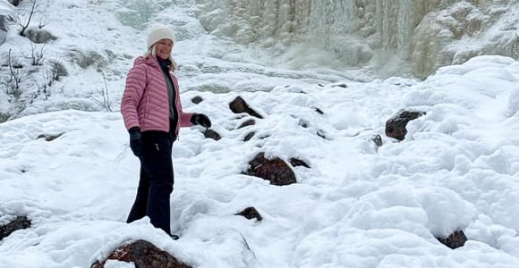 Rovaniemi: Korouoma Frozen Waterfall Hike with BBQ⭐️