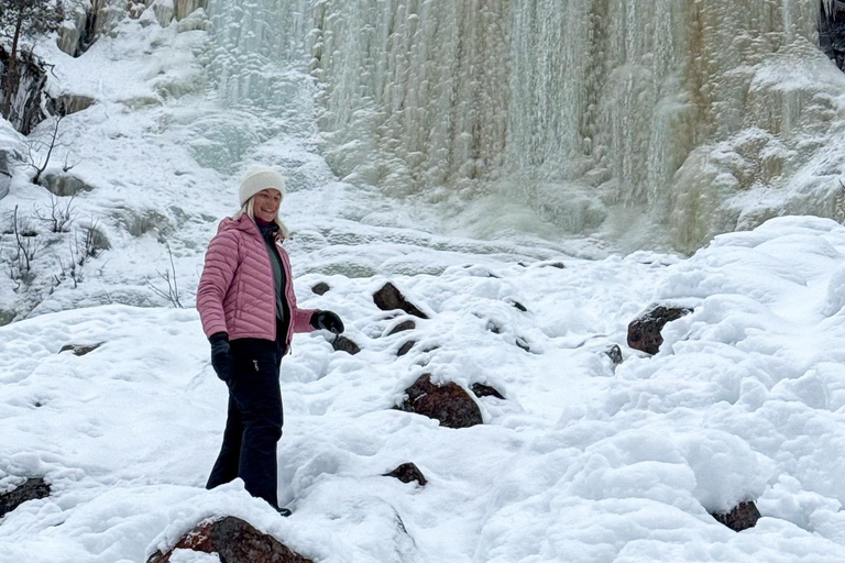 Rovaniemi: Korouoma Frozen Waterfall Hike with BBQ