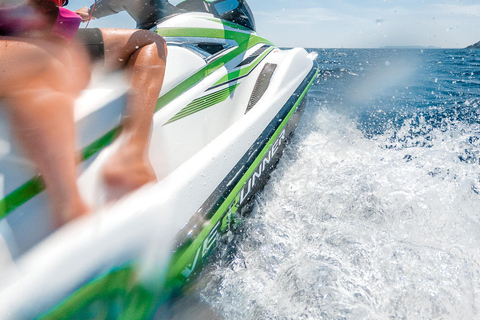 Le Lavandou: Jet ski ride without a boat license with breakfast, €170 per jet Le Lavandou: Jet ski tour without a boat license, with breakfast