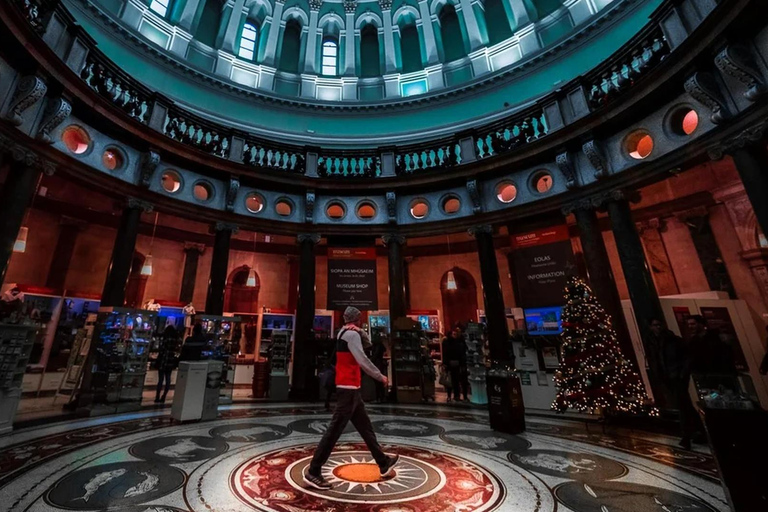 Dublino: Libro di Kells, Biblioteca del Trinity College, museo e tour della cittàDublino: Libro di Kells, Trinity College, museo e tour della città