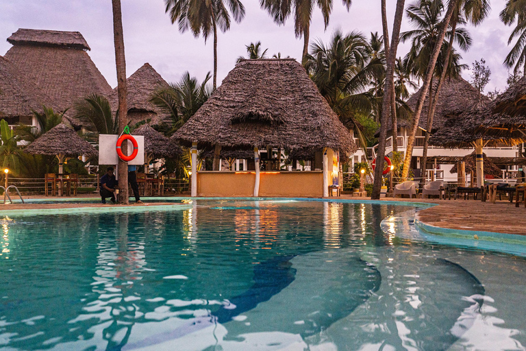 Zanzibar Resort all-inclusive dagupplevelseReef &amp; Beach Resort: Dagskort med all-inclusive och transfer