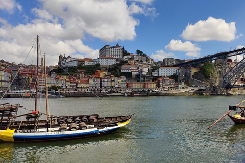 Porto: Walking Tour Highlights with Local Guide (smallgroup) Porto: Walking Tour with Local guide (Private)