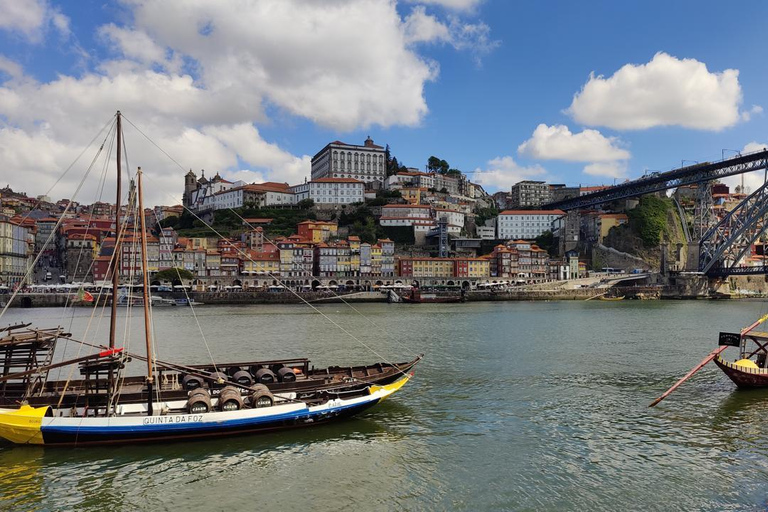 Porto: Walking Tour Highlights with Local Guide (smallgroup) Porto: Walking Tour with Local guide (Private)