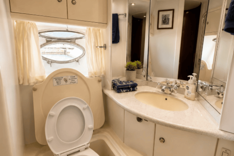 Paphos: Private Luxury Yacht Charter Paphos: Private Luxury Yacht Charter 2 Hours