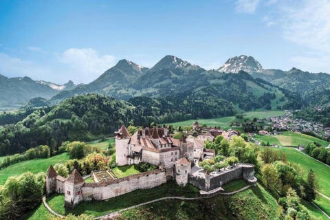 Depuis Bâle : excursion d&#039;une journée à Gruyères avec château et laiterie de spectacle.