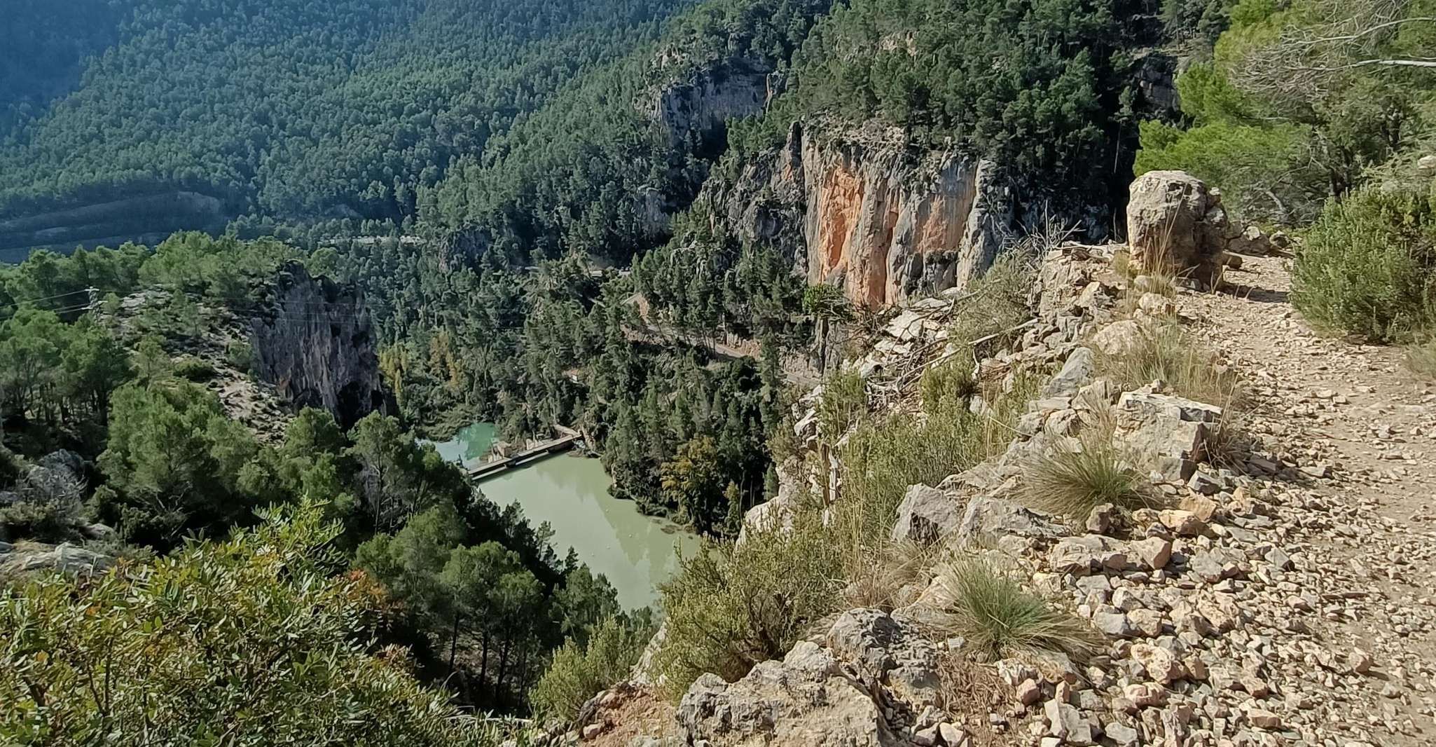 De Valência, Montanejos com trilha de caminhada - Hizvo