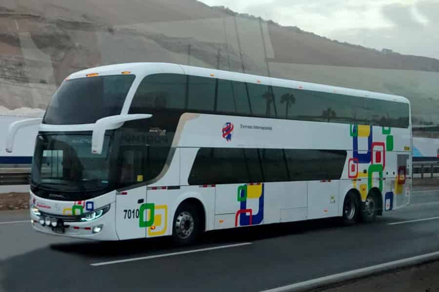 Direkter Bus von Cusco nach Puerto Maldonado. Foto: GetYourGuide