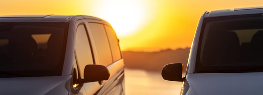 Santorin : Transferts privés Nous couvrons toute l'île 24 heures sur 24, 7 jours sur 7