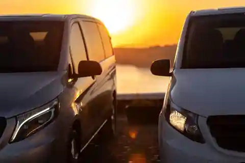 Santorini: Private Transfers We Cover the Whole Island 24/7