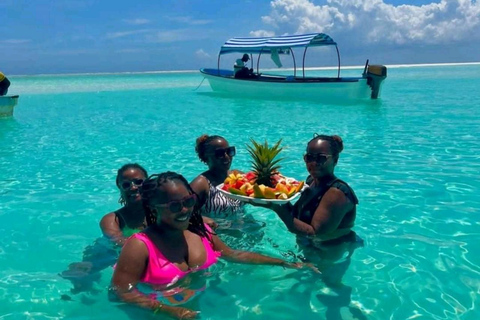 Zanzibar: prywatne nurkowanie w Błękitnej Lagunie i pływanie z rozgwiazdamiTransport do hotelu w dowolnym miejscu na Zanzibarze