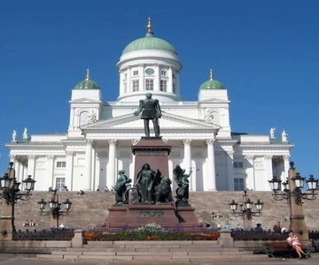 Ultimate Helsinki & Porvoo Tour– Private Car & Local Stories