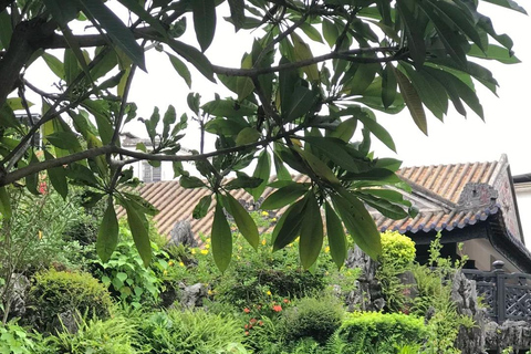 Guangzhou: Yuyin Garden Lingnan Classical Garden Ticket