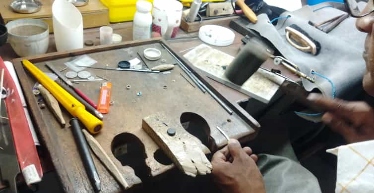 Galle: Traditional Jewelry Making Workshop with snacks photo 3