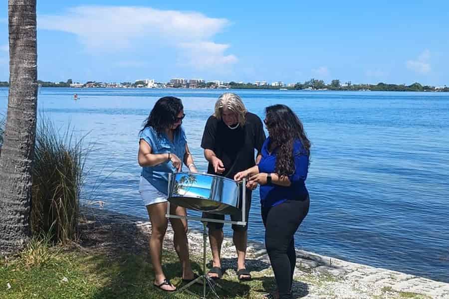 Sarasota: Steel-Drum-Workshop/Toast bei Sonnenuntergang bei dir vor Ort. Foto: GetYourGuide