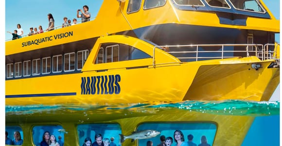 L’Estartit: Montgrí Natural Park Boat Tour with Cabin