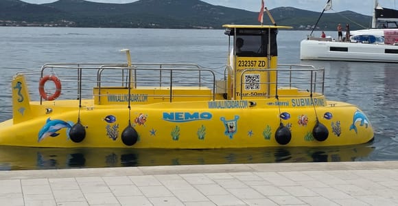 Zadar: Gelbe Unterwasser-Erkundungstour mit dem Halbtaucherboot