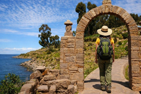 Cusco-Puno: Uros Floating Islands: Culture Floating on Lake Titicaca