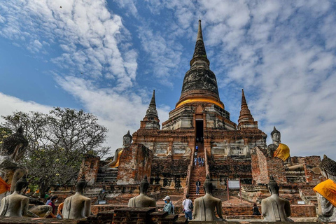 Ayutthaya: Temples and Eternal Legends in Spanish