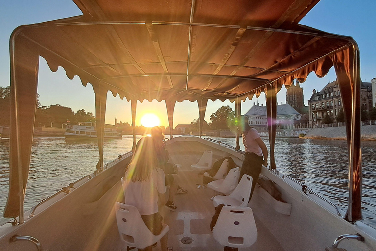 Ship "Wroclavia" Odra River Boat Tour in Wroclaw