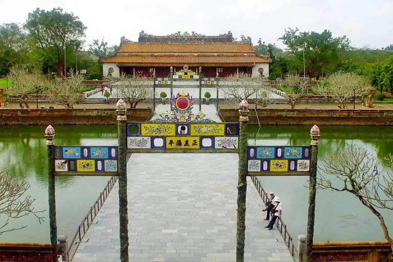 From Danang/Hoi An: Hue Heritage Tour with Local Lunch Private Tour/ Private Car Transfer /Private Tour Guide