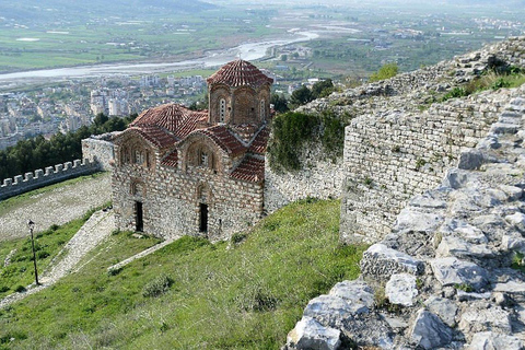 Au départ de Tirana : Excursion à BeratBerat : Excursion d'une journée à Berat