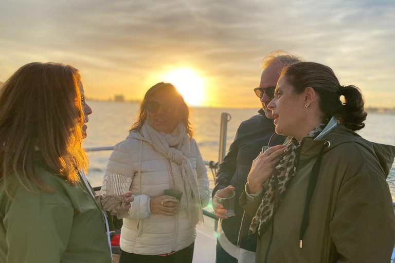 里斯本：独家黄金时段日落巡航里斯本独家日落之旅：黄金时刻倒影巡航