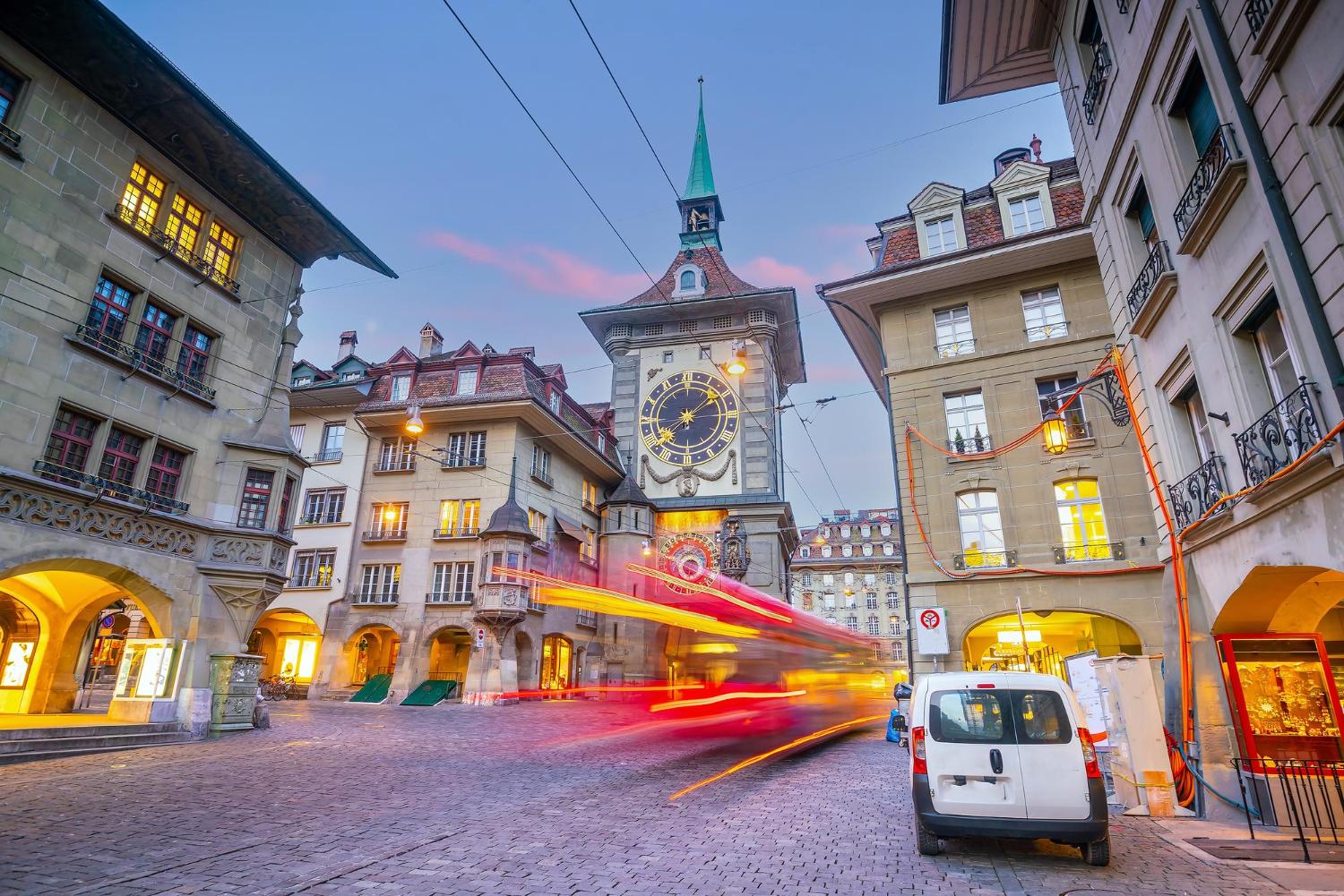 Halte die schönsten Spots von Bern mit einem Einheimischen fest