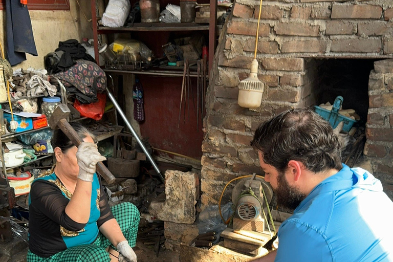 河内：在火中锻造——传统刀匠河内铁匠工坊：提供接送服务