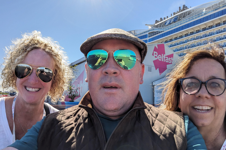 Official World Famous Belfast Taxi Tour™