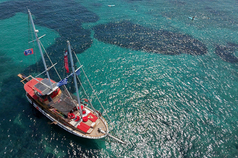 Athens Riviera:Premium Morning Cruise with Onboard Greek BBQ