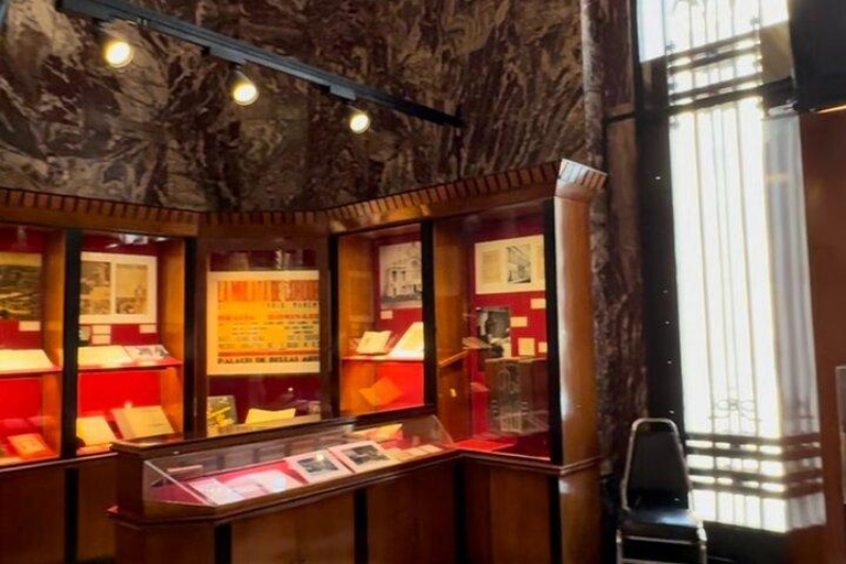 Cidade do México: tour exclusivo pelo Palácio de Bellas ArtesTour PRIVADO no Palácio de Belas Artes