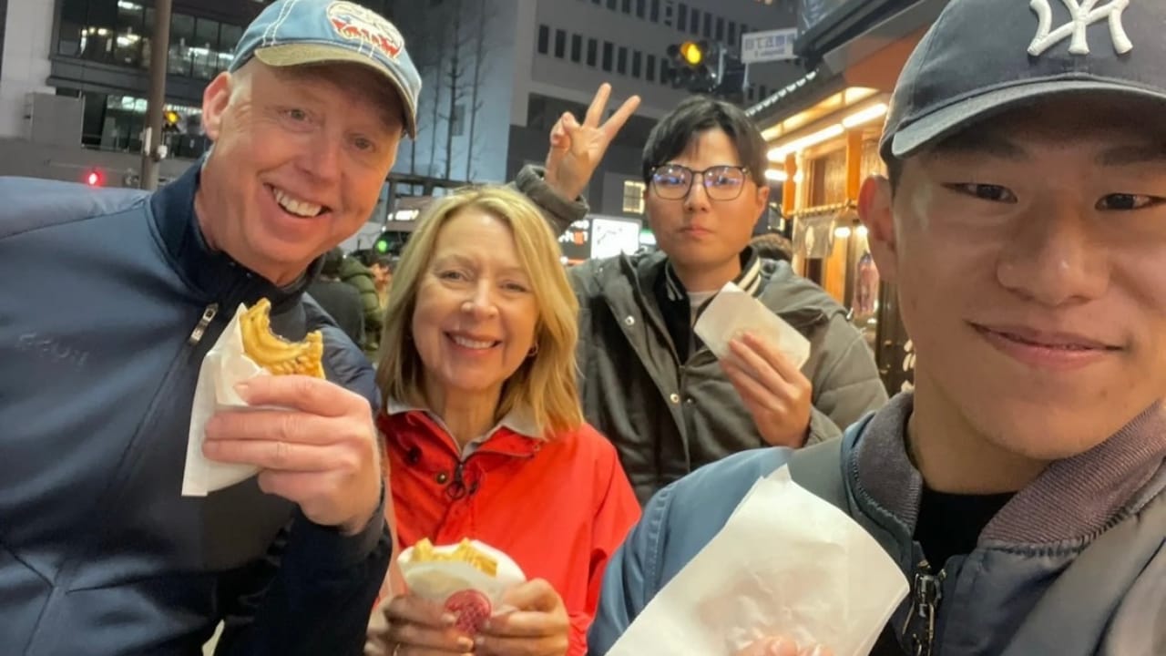 Tokio: Tour zu versteckten lokalen Izakaya-Bars in Shinjuku
