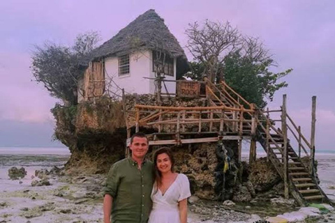 Wycieczka z delfinami Mnemba, las Jozani i restauracja The RockMiejsce zbiórki wyłącznie w Mnemba Transfer Point