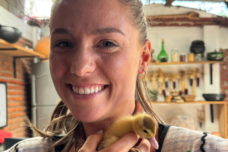 Oaxaca: Cooking Class with Market Tour and Mezcal Tasting
