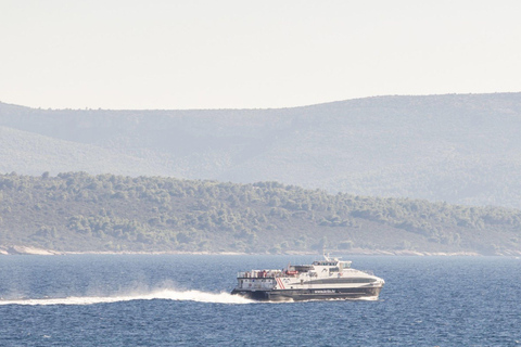 Hvar: Catamaran Journey Between Hvar and Dubrovnik Dubrovnik → Hvar (One Way)