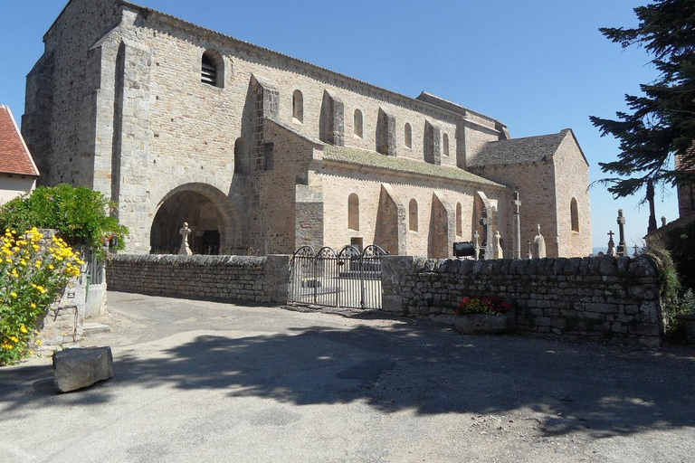 St. Vincent: Pirates of the Caribbean Set & Snorkel Tour