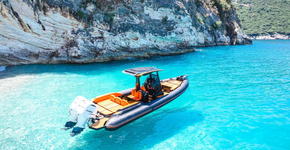 Speed Boat, free drinks & umbrella free at Krorez Beach