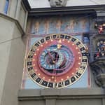 Tour guidato della città a Berna con lettura autogestita