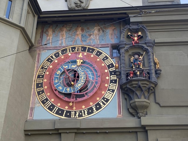 Visit Bern Through the Pages of the Past Self-Guided Reading Tour in Berna, Suiza