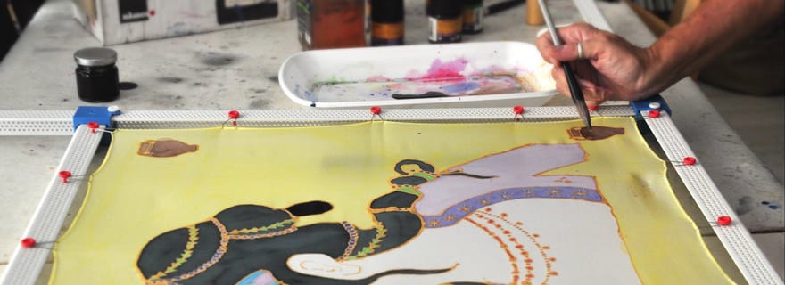 Créez vos propres souvenirs d'écharpe en soie grecque