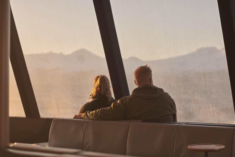 Tromsø: Crucero por los Fiordos Árticos en Paisajes Polares