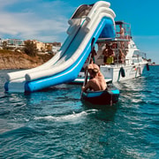 Benalmádena: Boat Trip with Dolphins, Snorkeling and Slide